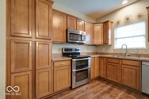 Photo of 5611 Lipizzan Lane, Plainfield, IN