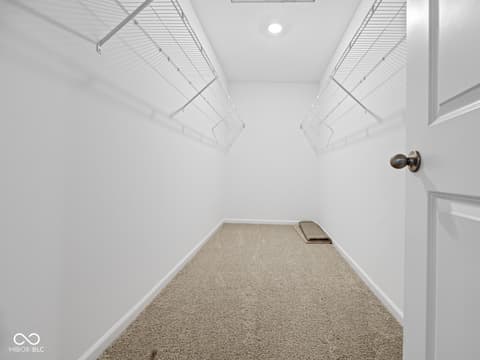 Walk In Closets — 570 Plowman Drive, Shelbyville, IN