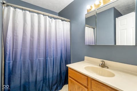 Photo of 765 E Sherwood Hills Drive, Bloomington, IN