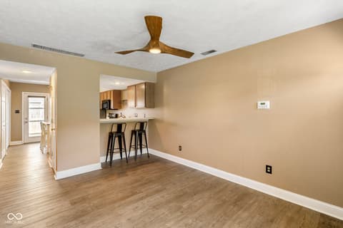 Photo of 765 E Sherwood Hills Drive, Bloomington, IN