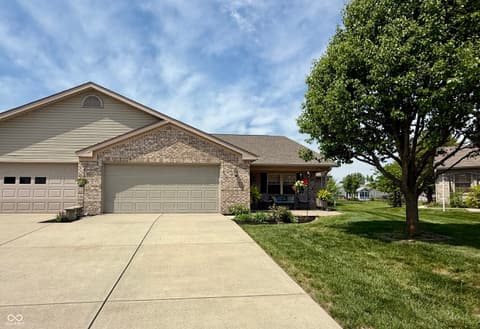 Photo of 1806 Vidalia Court, Greenwood, IN