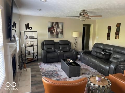 Photo of 11652 High Grass Drive, Indianapolis, IN
