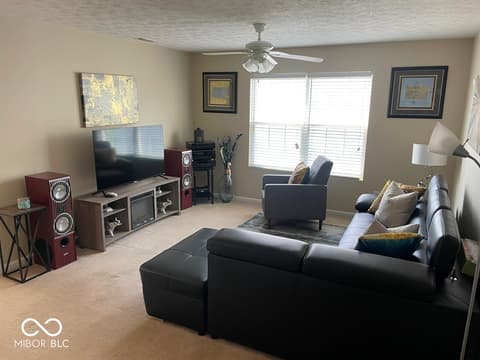 Loft — 11652 High Grass Drive, Indianapolis, IN