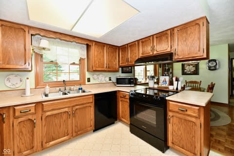 Photo of 4075 Lakewood Court, Clayton, IN