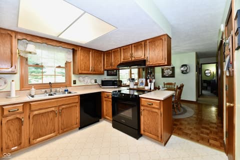 Photo of 4075 Lakewood Court, Clayton, IN