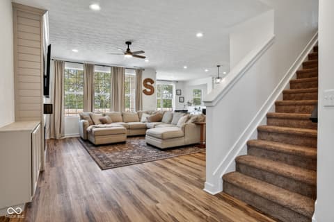 Photo of 6624 Timberline Trail, Whitestown, IN