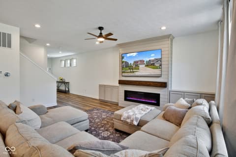 Photo of 6624 Timberline Trail, Whitestown, IN