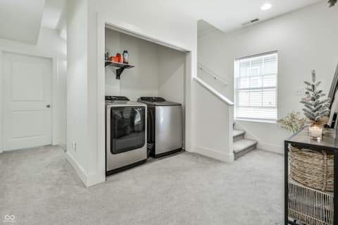 Laundry room at 208 N Randolph Street, Indianapolis, IN