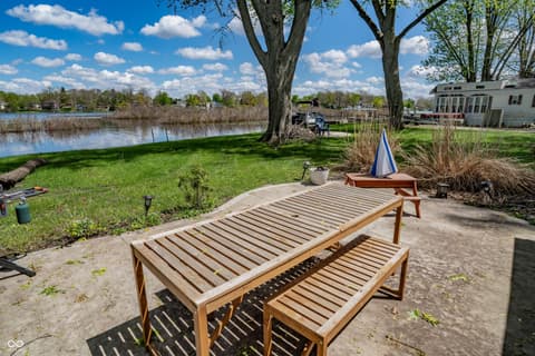 Outdoor living area at 218 Ems B60 Lane, Warsaw, IN