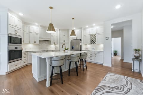 Photo of 1501 N Legend Court, Muncie, IN