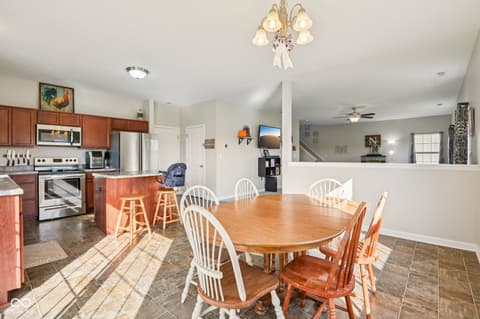 Photo of 1749 N Creekwater Pass, Greenfield, IN