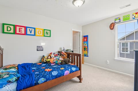 Photo of 1749 N Creekwater Pass, Greenfield, IN