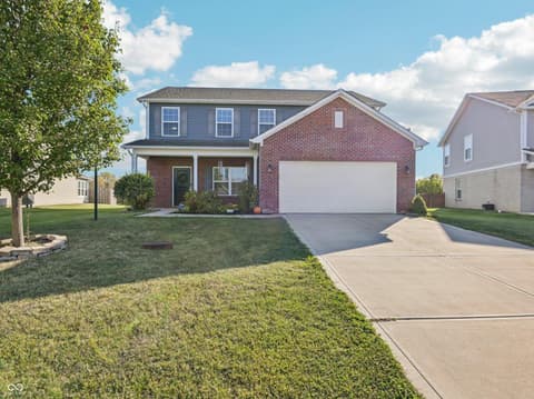 Photo of 1749 N Creekwater Pass, Greenfield, IN