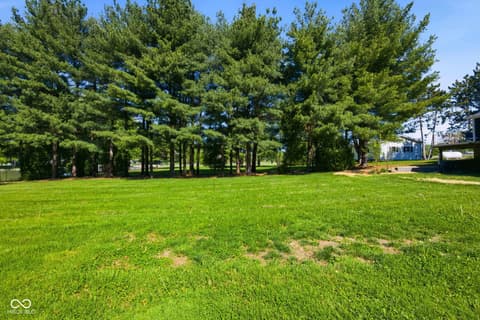 Photo of 1577 N Santee Drive, Greensburg, IN