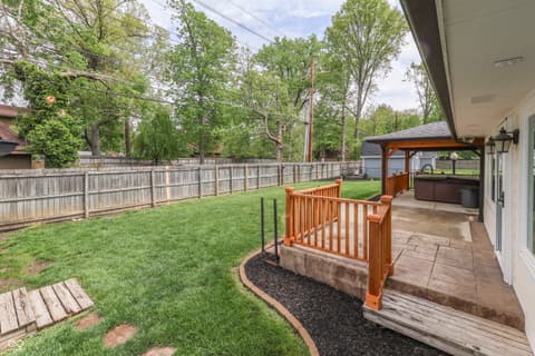 Photo of 438 Griffin Road, Indianapolis, IN