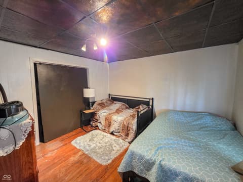 Photo of 359 J Street NW, Linton, IN