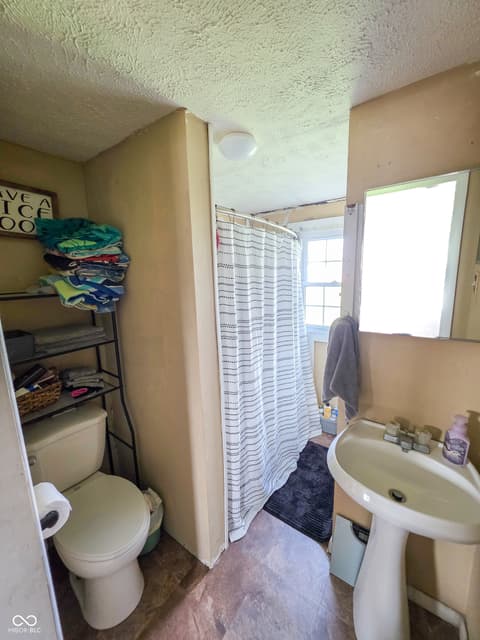 Photo of 359 J Street NW, Linton, IN