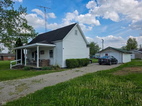 Photo of 359 J Street NW, Linton, IN