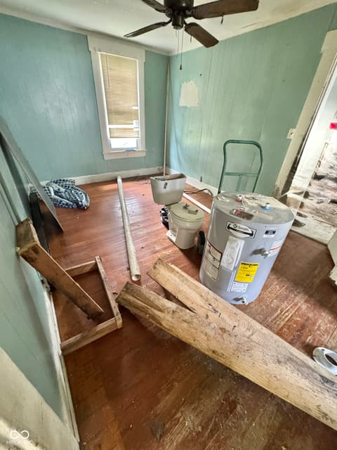 Bedroom at 304 E Franklin Street