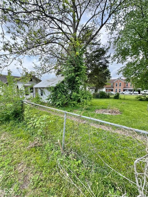 Photo of 304 E Franklin Street