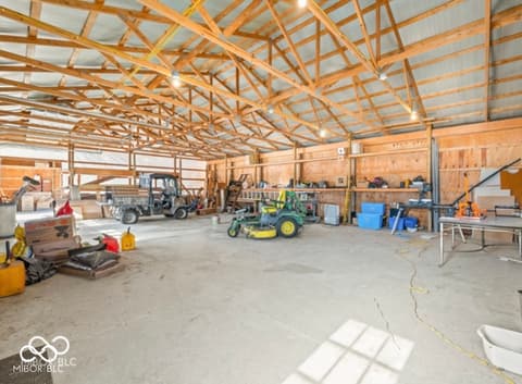 Garage at 4210 S County Road 400 E, North Vernon, IN