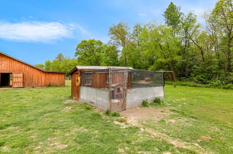 Photo of 9278 E Cooper Road, Morgantown, IN