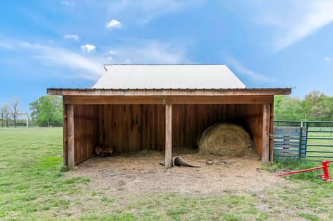 Photo of 9278 E Cooper Road, Morgantown, IN