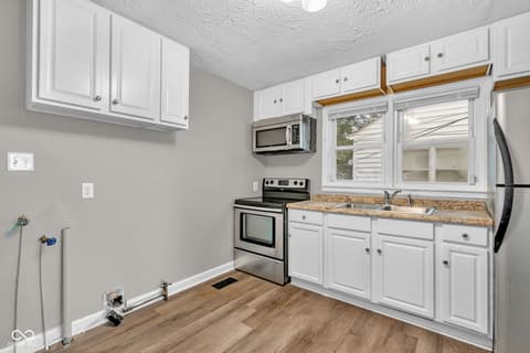 Photo of 246 N 6th Avenue, Beech Grove, IN