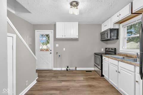 Photo of 246 N 6th Avenue, Beech Grove, IN
