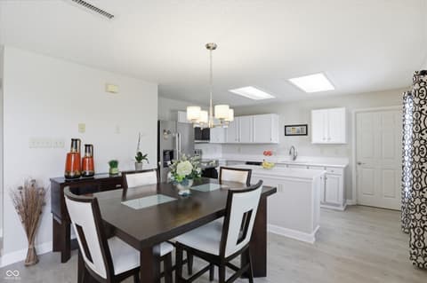 Dining room at 14814 Drayton Drive, Noblesville, IN