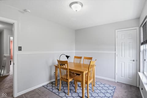 Dining room at 14814 Drayton Drive, Noblesville, IN