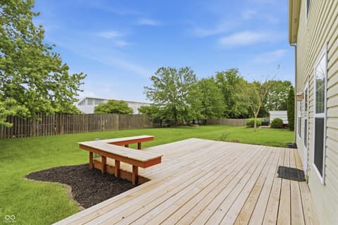 Outdoor living area at 14814 Drayton Drive, Noblesville, IN