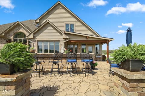 Photo of 5915 E 350 N, Franklin, IN