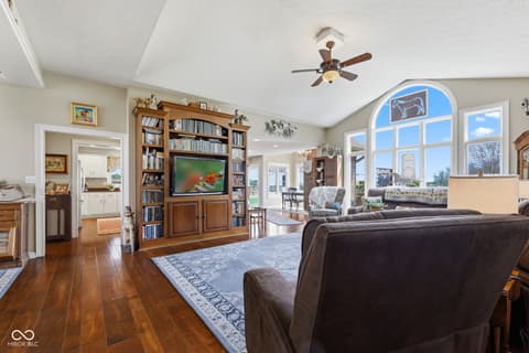 Photo of 5915 E 350 N, Franklin, IN