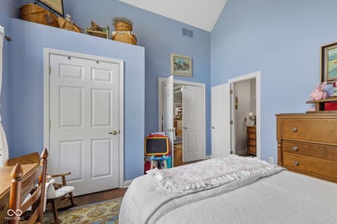 Photo of 5915 E 350 N, Franklin, IN