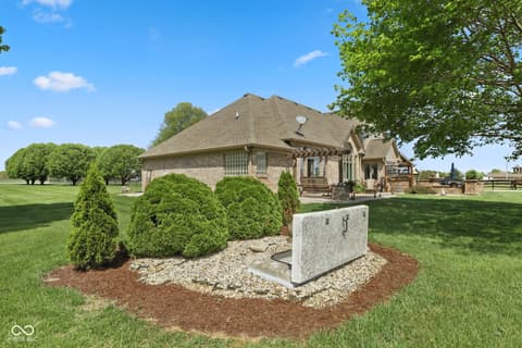 Photo of 5915 E 350 N, Franklin, IN