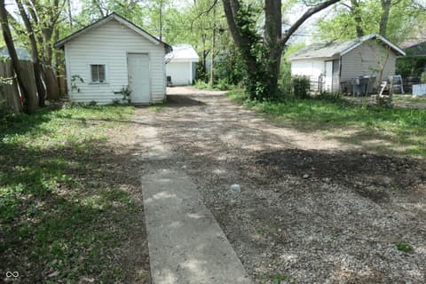 Photo of 614 N Chester Avenue, Indianapolis, IN