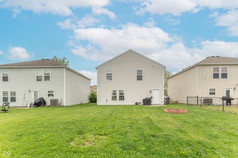 Photo of 910 Highpointe Boulevard, Shelbyville, IN