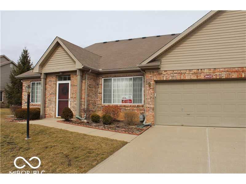 Front exterior at 18425 Piers End Drive, Noblesville, IN