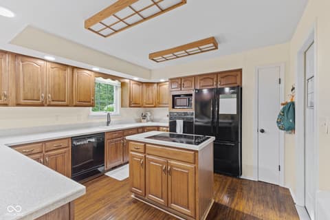 Photo of 6937 Weil Drive, Brownsburg, IN