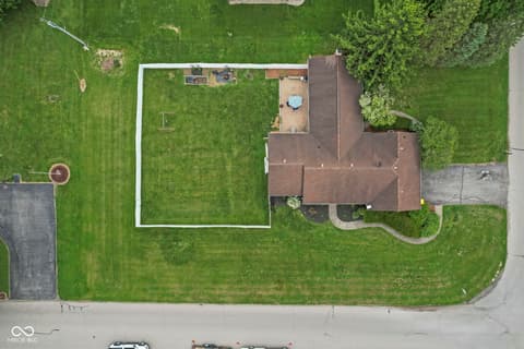 Photo of 6937 Weil Drive, Brownsburg, IN