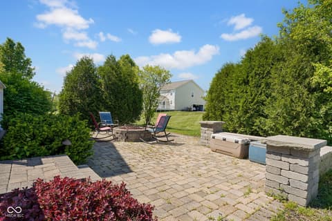 Photo of 6998 Stoney Ridge Drive, Columbus, IN
