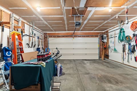 Garage at 3727 Oil Creek Drive, Indianapolis, IN