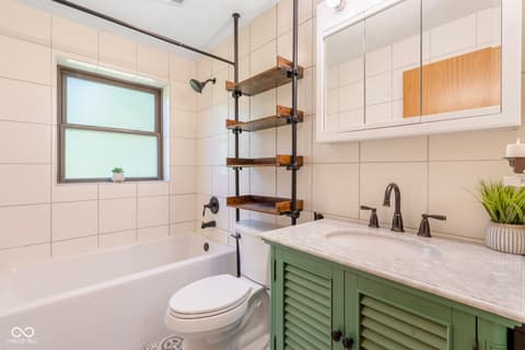 Bathroom at 755 Gatesville Road, Morgantown, IN