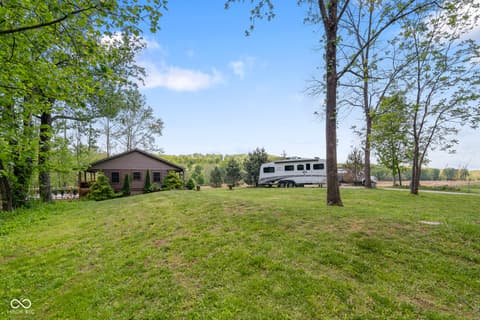 Yard at 755 Gatesville Road, Morgantown, IN