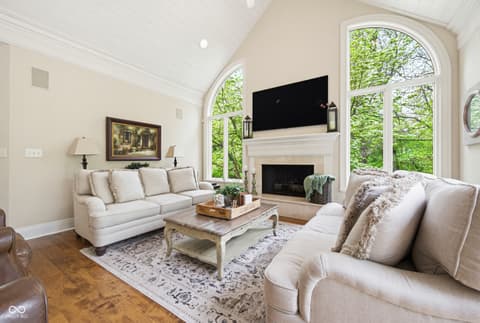 Living room at 7436 Glenvista Place, Fishers, IN