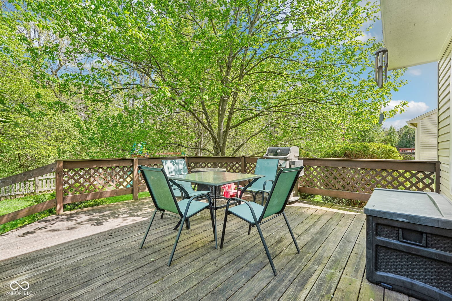 Deck