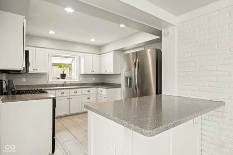 Photo of 1733 Marian Drive, Indianapolis, IN