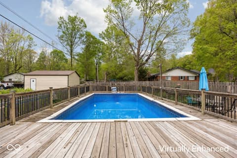 Photo of 1733 Marian Drive, Indianapolis, IN