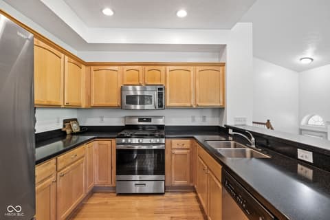Photo of 8413 Clayhurst Drive, Indianapolis, IN